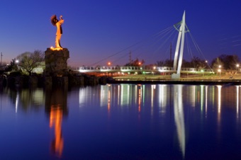 Keeper of the Plains
Wichita, Kansas Keeper of the Plains
Wichita, Kansas