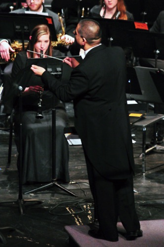 Conducting the 
Baker Symphonic Winds.
Photo: Chris Ortiz/Baker Univ.